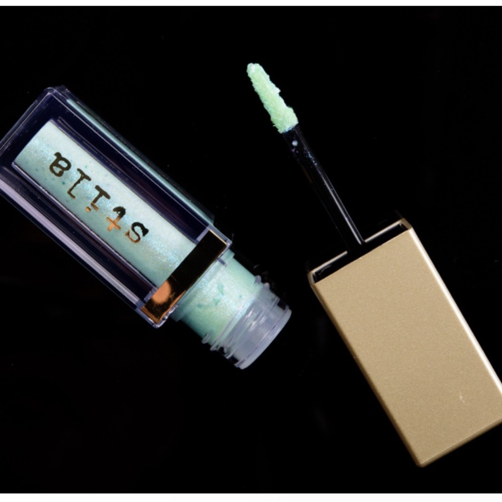 Stila Admiral Glitter & Glow Highlighter